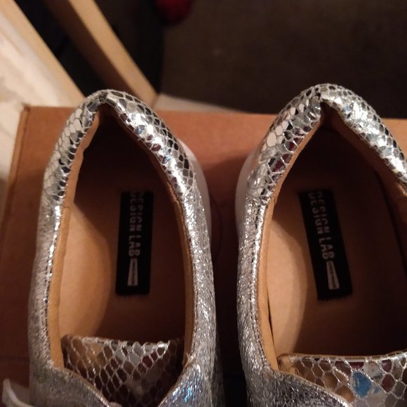 Design lab silver metallic sneakers -  Size 7.5 - Picture 2 of 5
